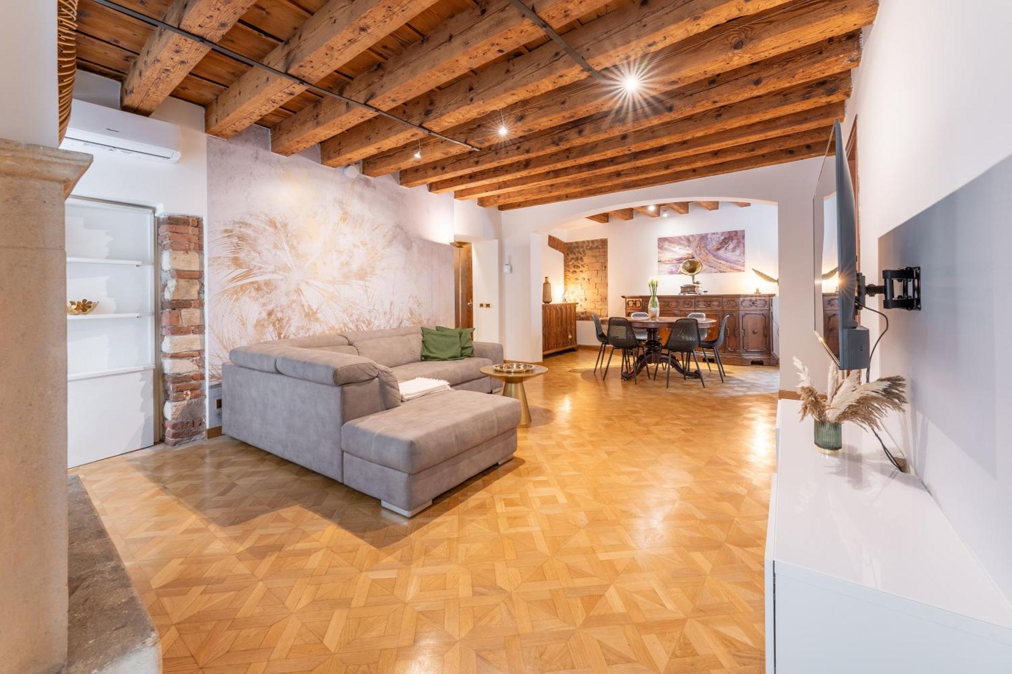 Sgarzerie Luxury Flat 2 Rooms 120Mq 维罗纳 外观 照片